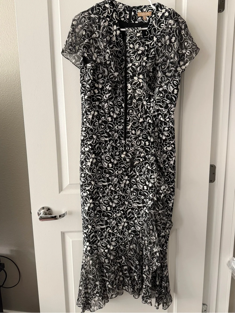 NWot Michael Kors  collection Black and White Floral Midi Dress